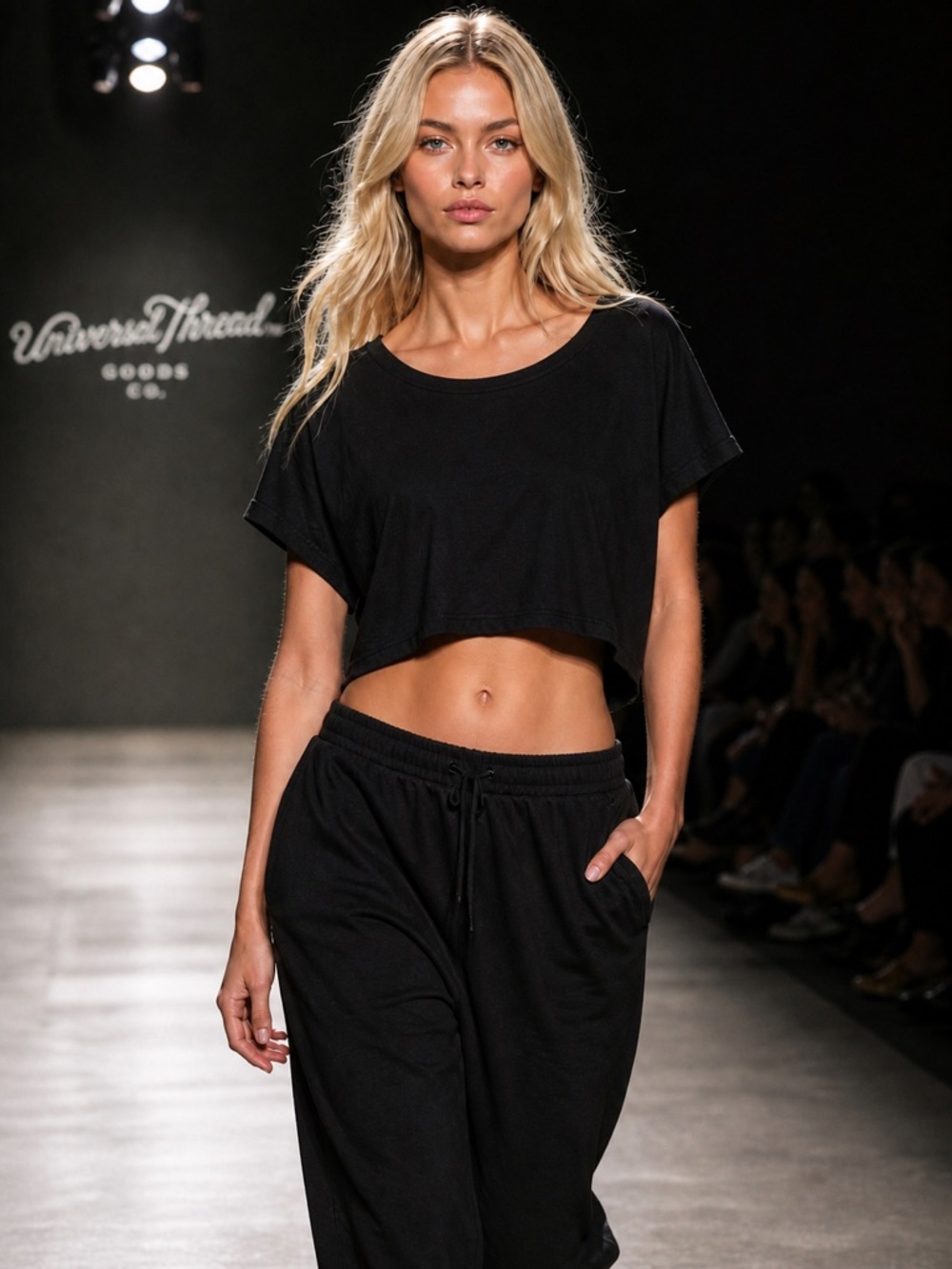 Universal Thread Black Cropped Tee XS Minimal Soft Basic Top